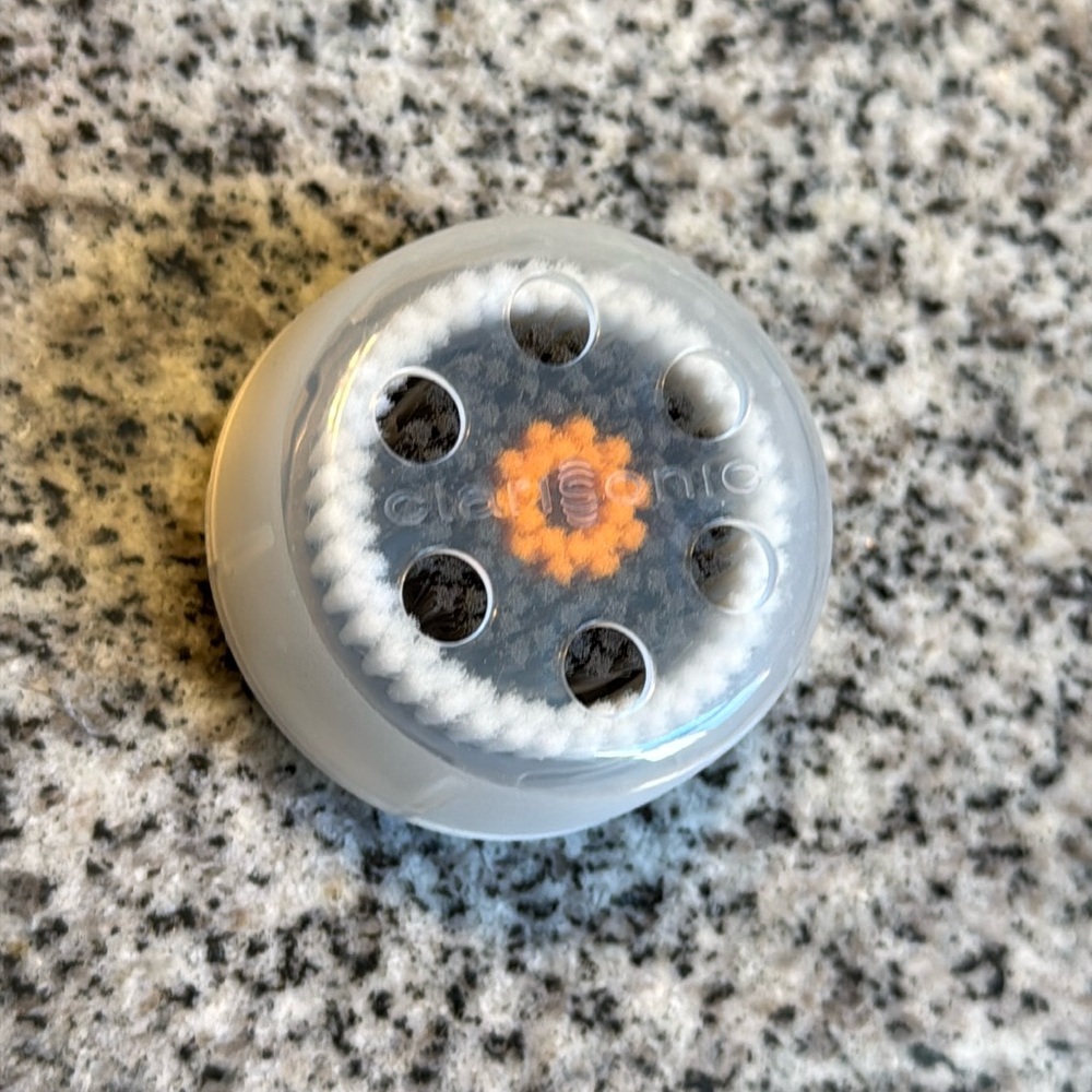 Clarisonic Alpha brush head nwot